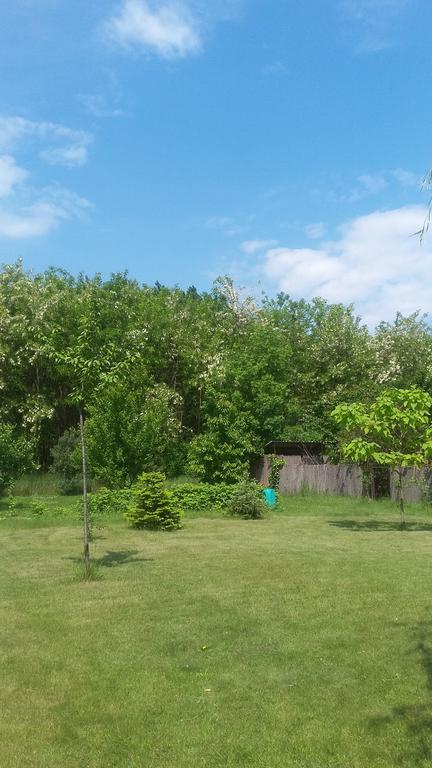 Cserkei Nyaralo Cserkeszőlő エクステリア 写真